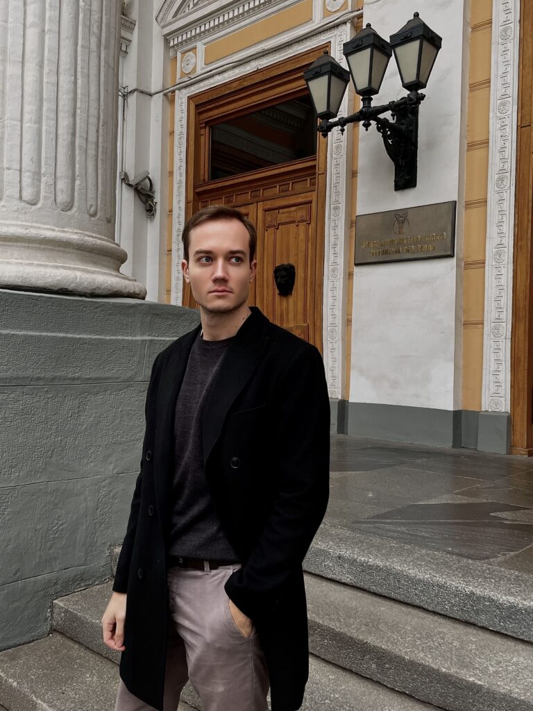 Евгений Ионов