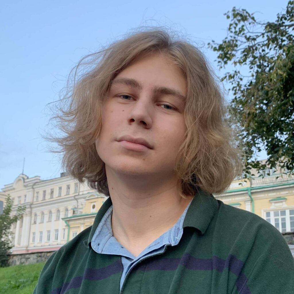 Андрей Домрачев
