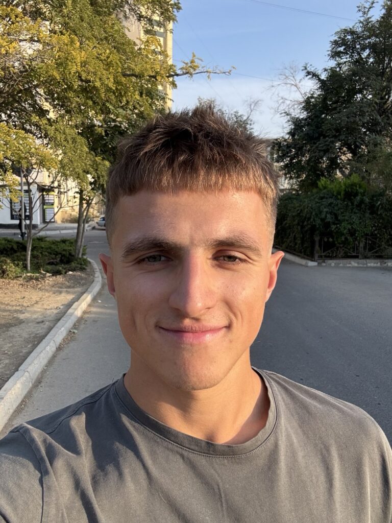 Леонид Сюников